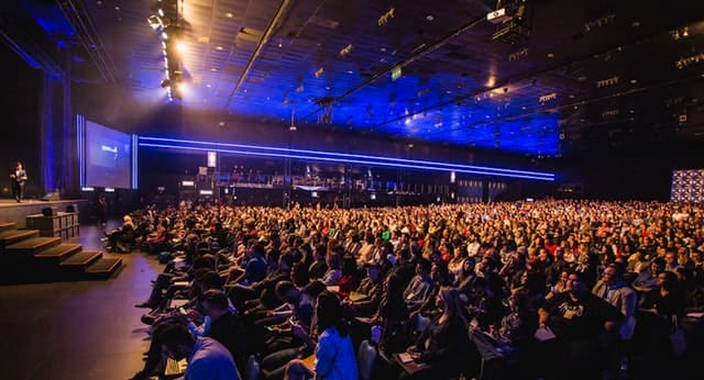 Conférencier